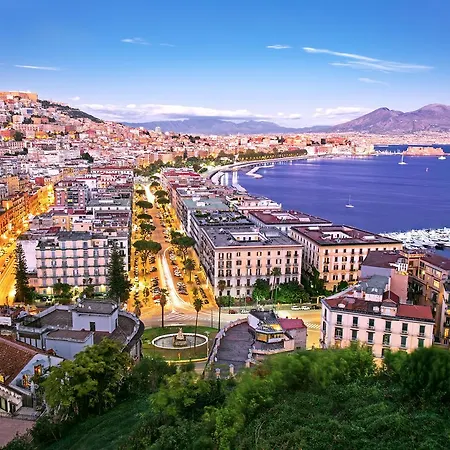 7th Floor 3* Naples