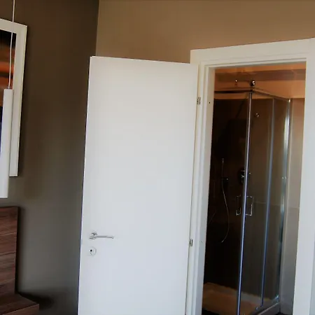 Konukevi 7th Floor 4*