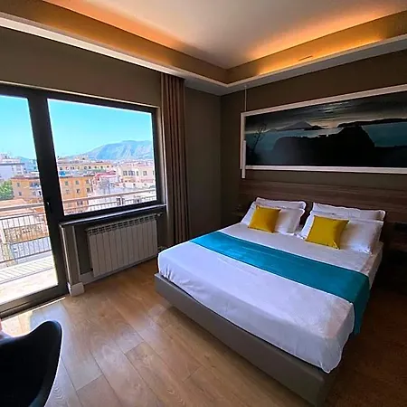 7th Floor 4* Nápoles