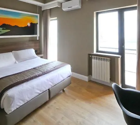 7th Floor Penzion 4*