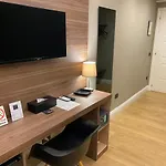 בית הארחה 7th Floor נאפולי