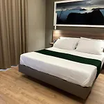7th Floor נאפולי