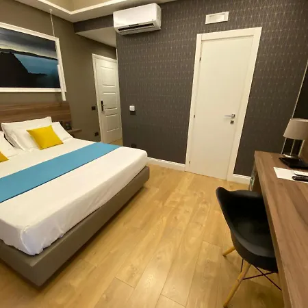 7th Floor Гостевой дом 4*