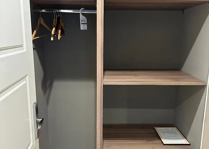 7th Floor 4* Nápoles